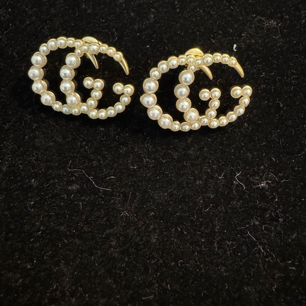 Gucci Marmont GG Gold and White Crystal Earrings - Picture 2 of 5